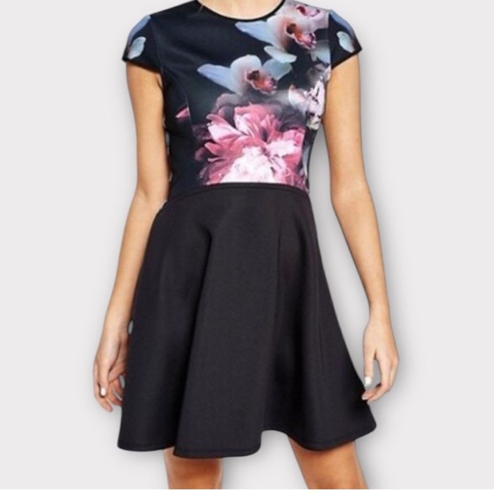 Ted Baker Women’s Dokota Dress Floral Scuba Skater Mini Feminine Dainty Sz 3 US8